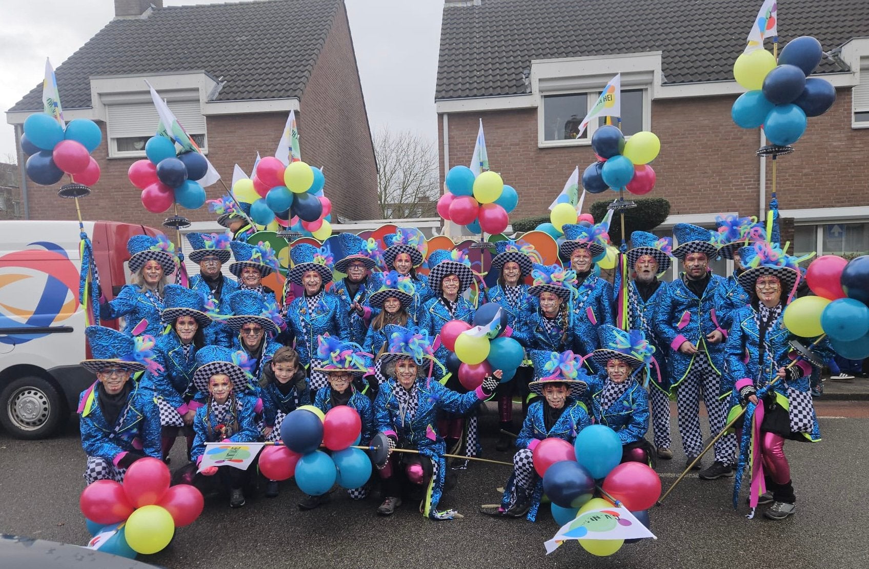 Carnavalspakken, Ophalen, Zo goed als nieuw, Carnaval