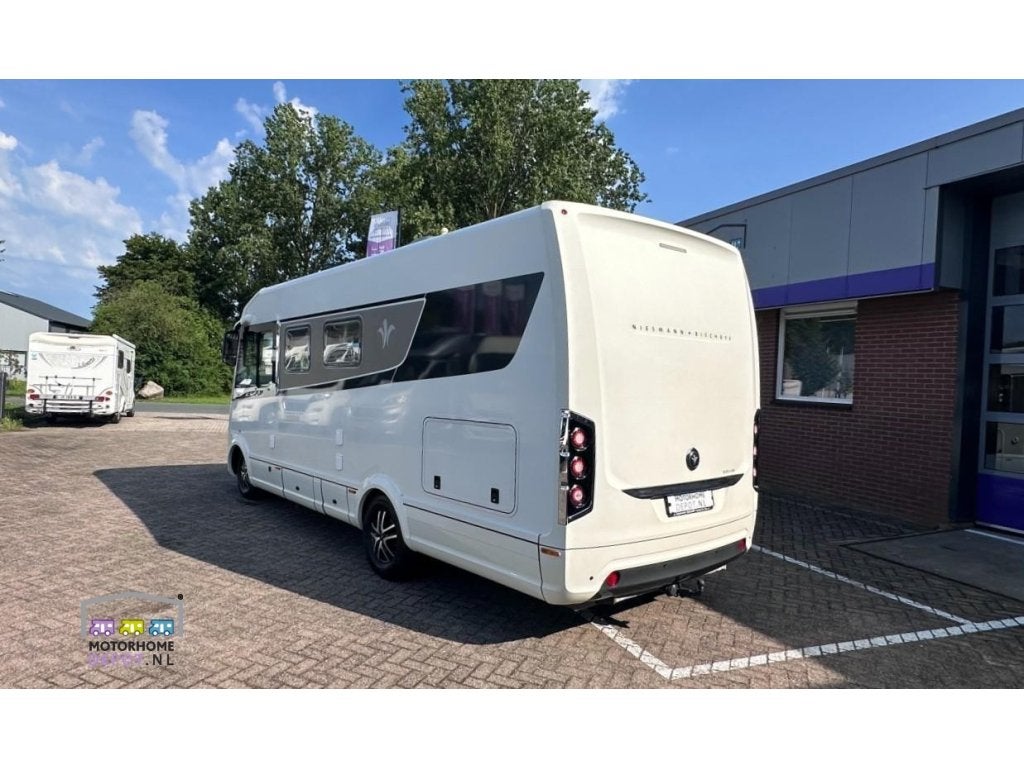 Niesmann+Bischoff Arto 66 L Clou Line, Niesmann+Bischoff, Watertank (Schoon), Fiat, 6 tot 7 meter