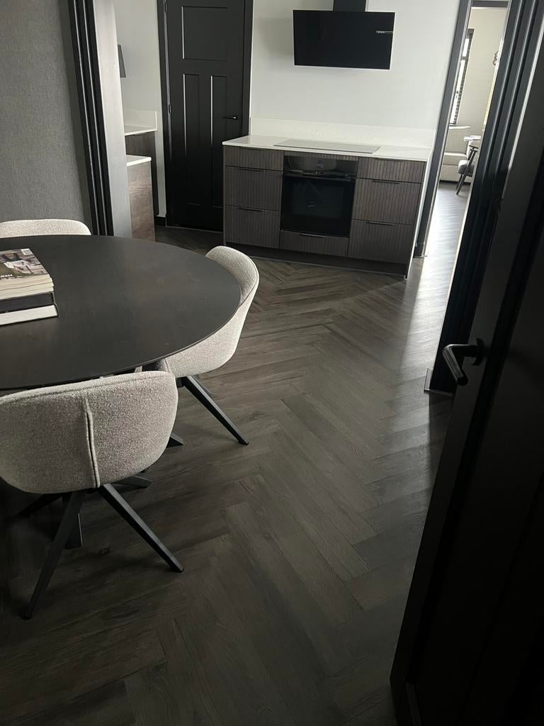 Pvc visgraat vloer, Ophalen of Verzenden, Zo goed als nieuw, 75 m² of meer, Zwart