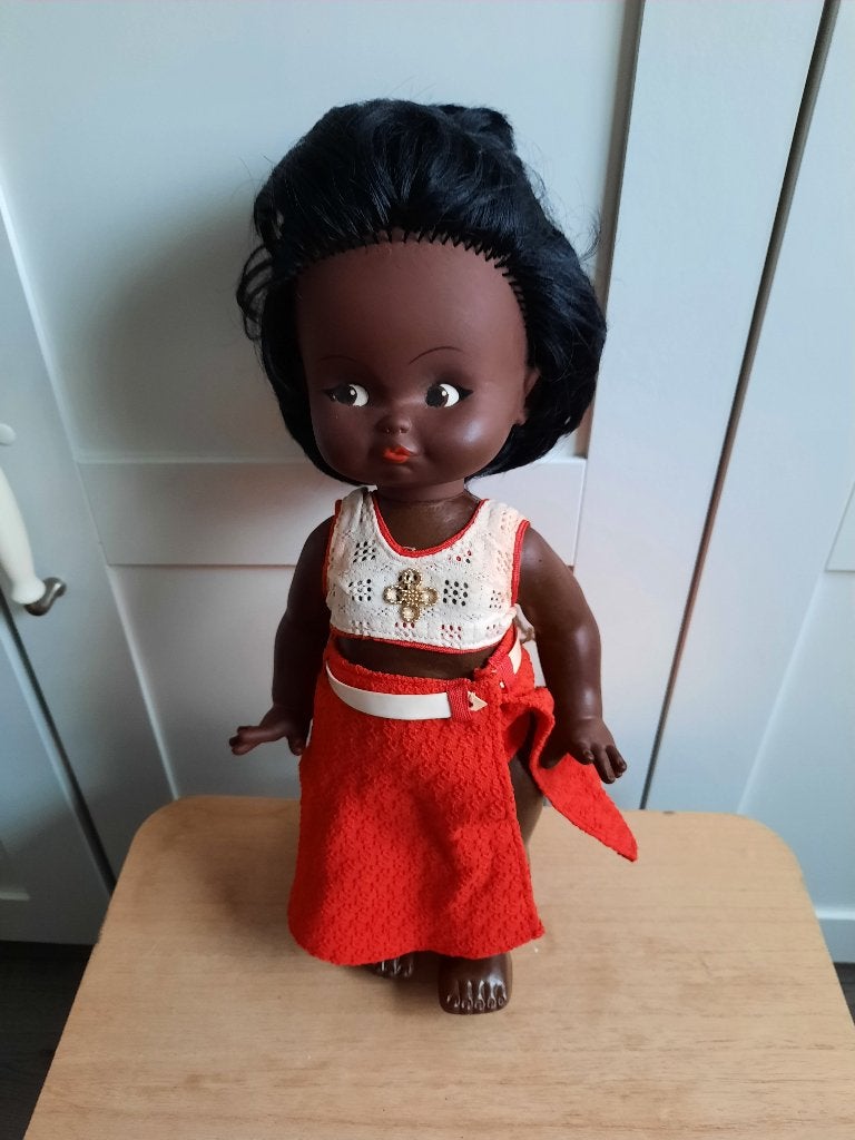 Prachtige pop 36 cm., Verzamelen, Poppen, Ophalen of Verzenden, Zo goed als nieuw, Pop