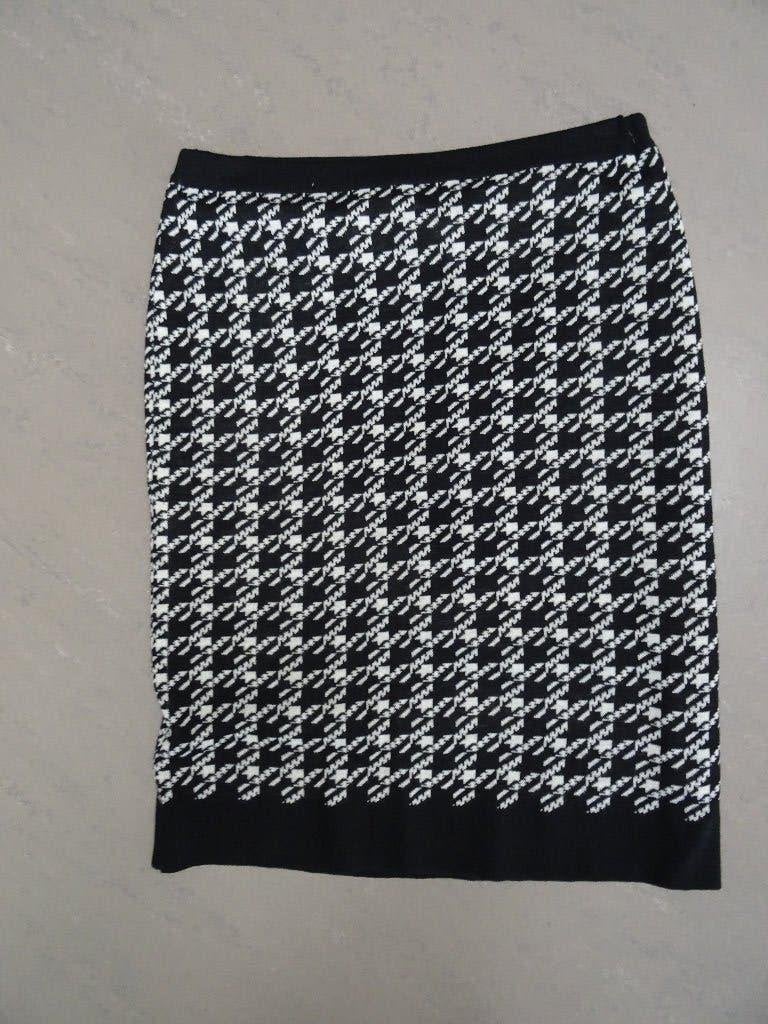 GRATIS !! CHARLES VOGELE maat 40, jersey gebreide rok., Maat 38/40 (M), Charles Vogele, Zwart, Ophalen of Verzenden