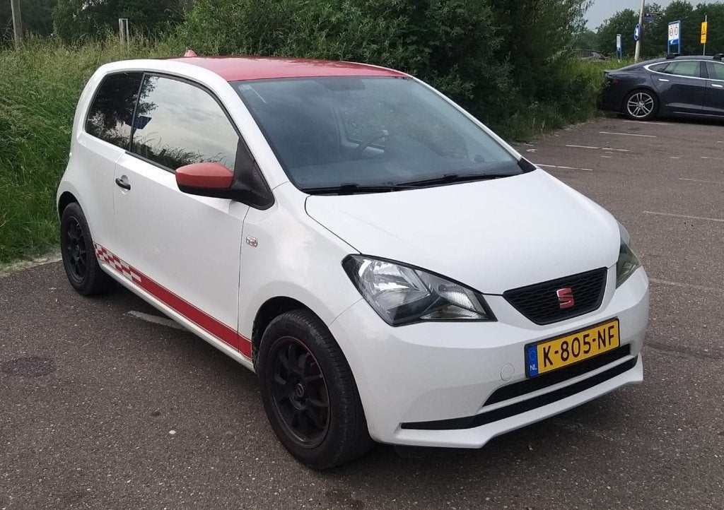 Seat Mii 1.0, 85pk 2014, Goed onderhouden,, Auto's, Voorwielaandrijving, Euro 5, Stof, Zwart