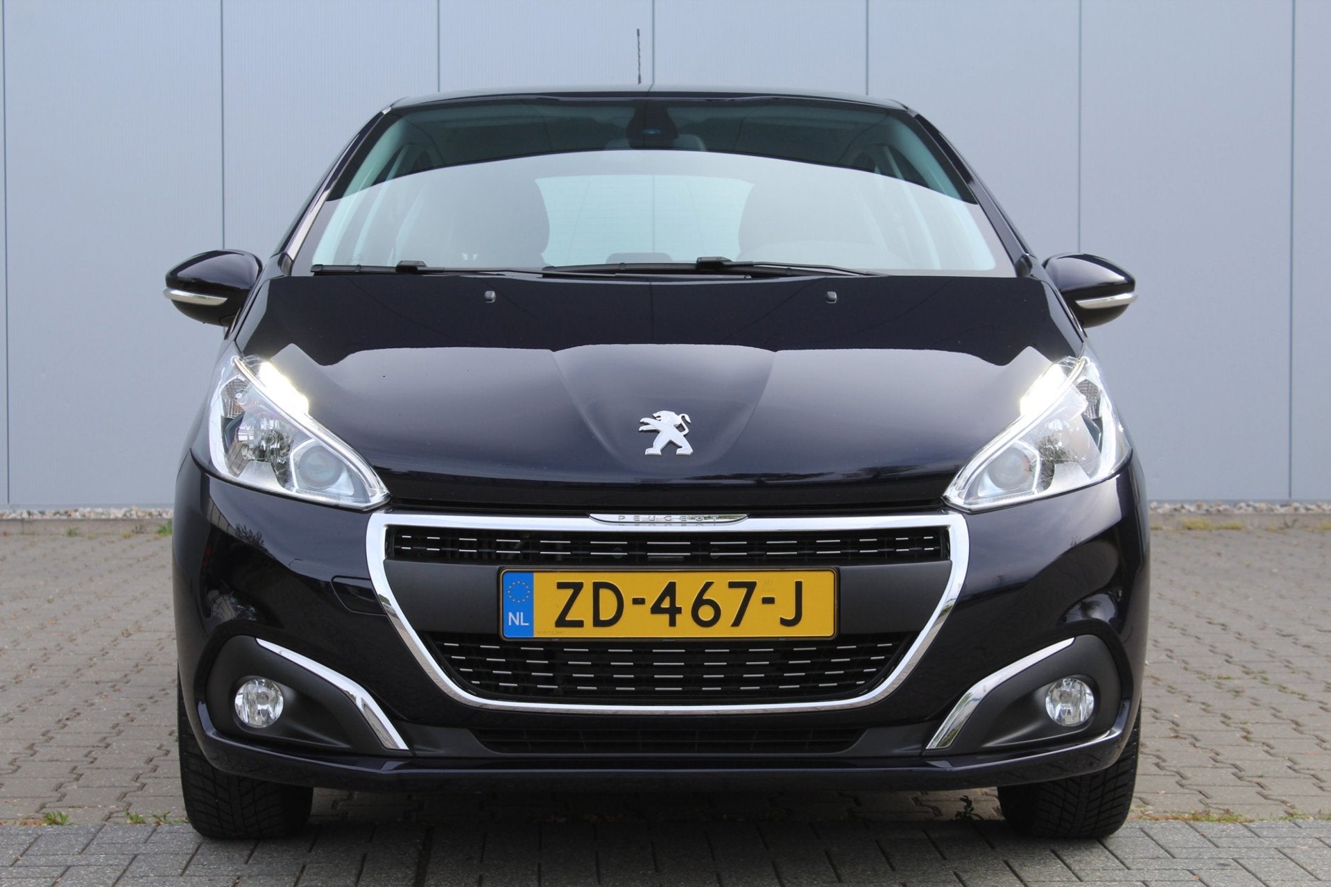 Peugeot 208 1.2 PureTech Signature | Automaat | Apple Carpla, Stof, Gebruikt, Blauw, 49 €/maand
