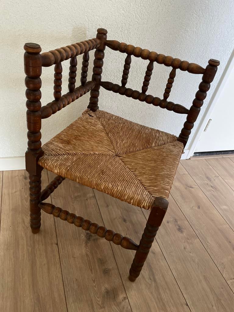 Antieke knobbelstoel, eiken. Bobbin stoel., Ophalen