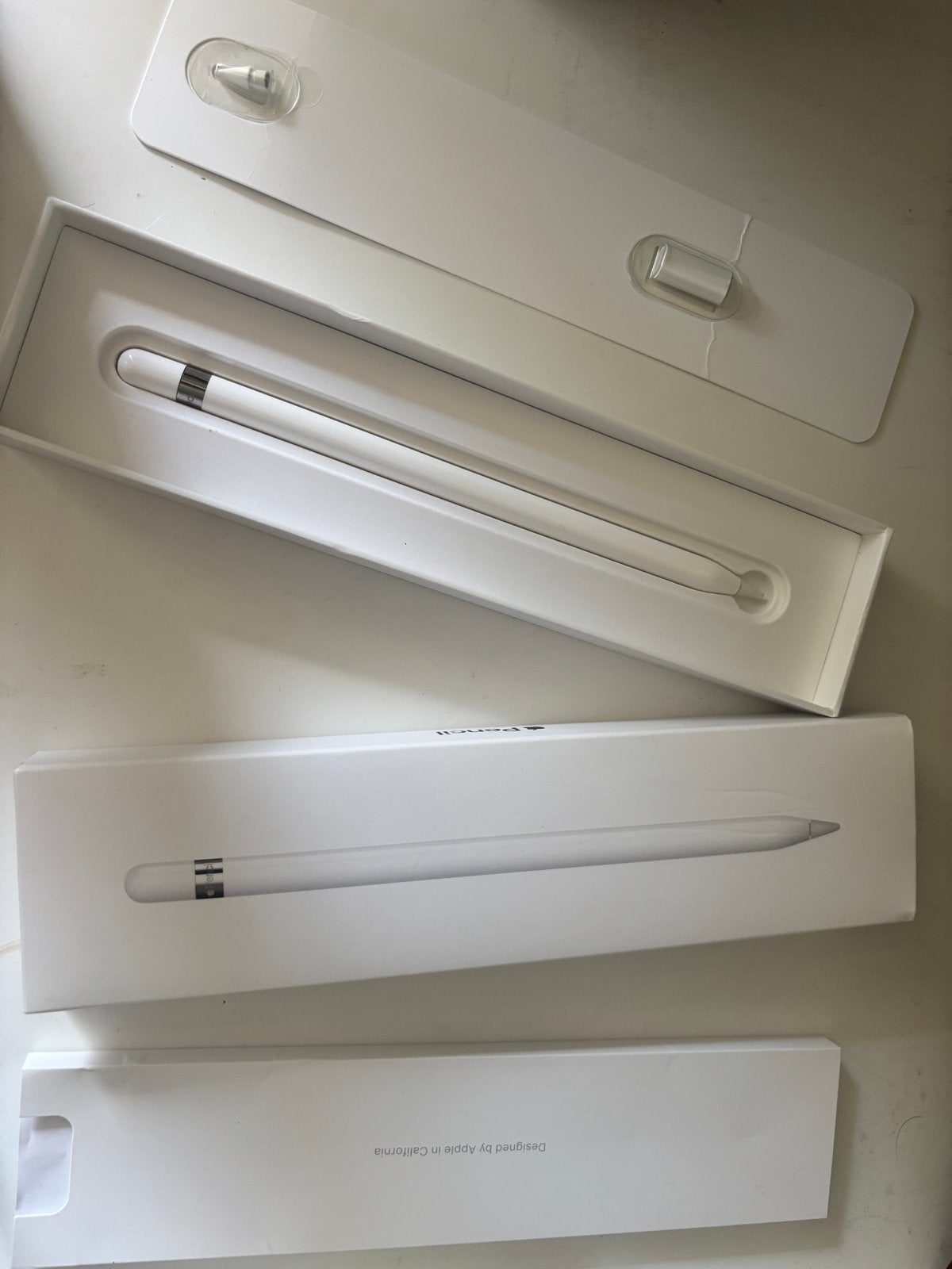 Apple Pencil 1e generatie met extra tip en adapter, Computers en Software, Apple iPads, Ophalen of Verzenden, Zo goed als nieuw