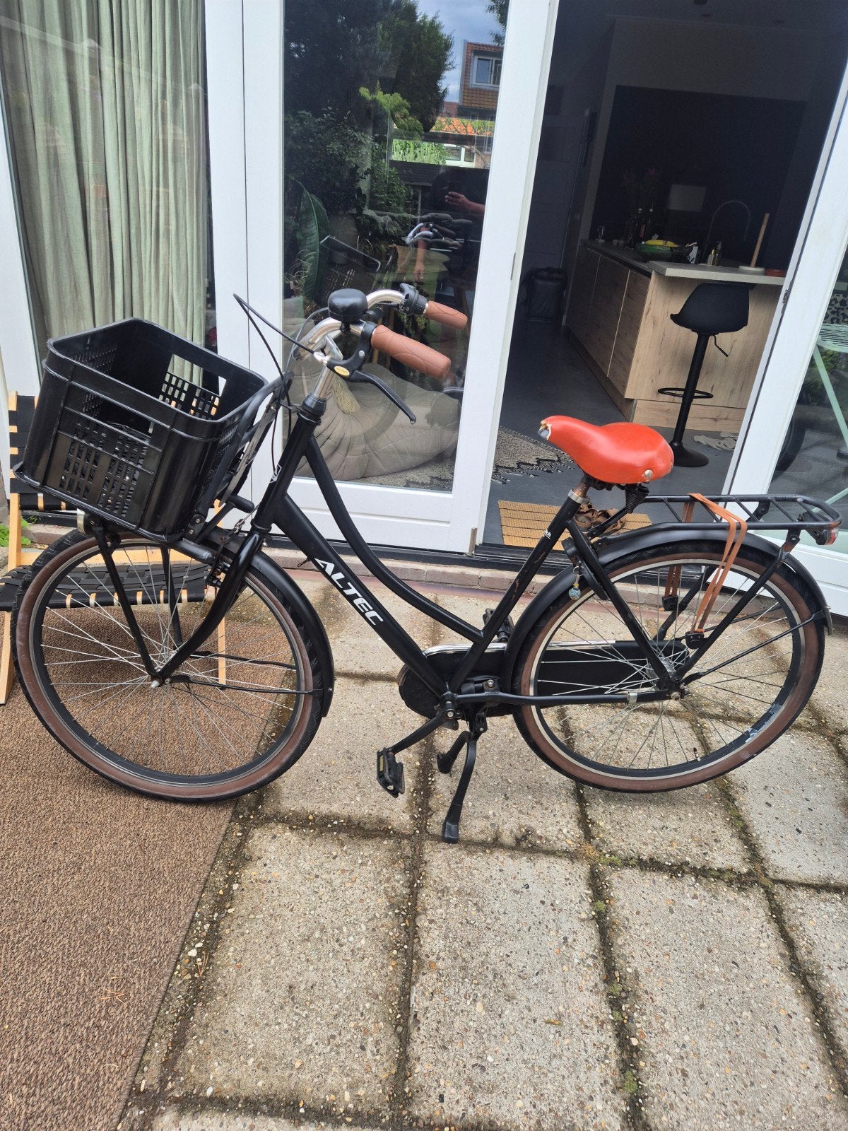Altec Stadsfiets Dames - Zwart, 57 cm frame, 28 inch band, Overige merken, Terugtraprem, Gebruikt, Versnellingen