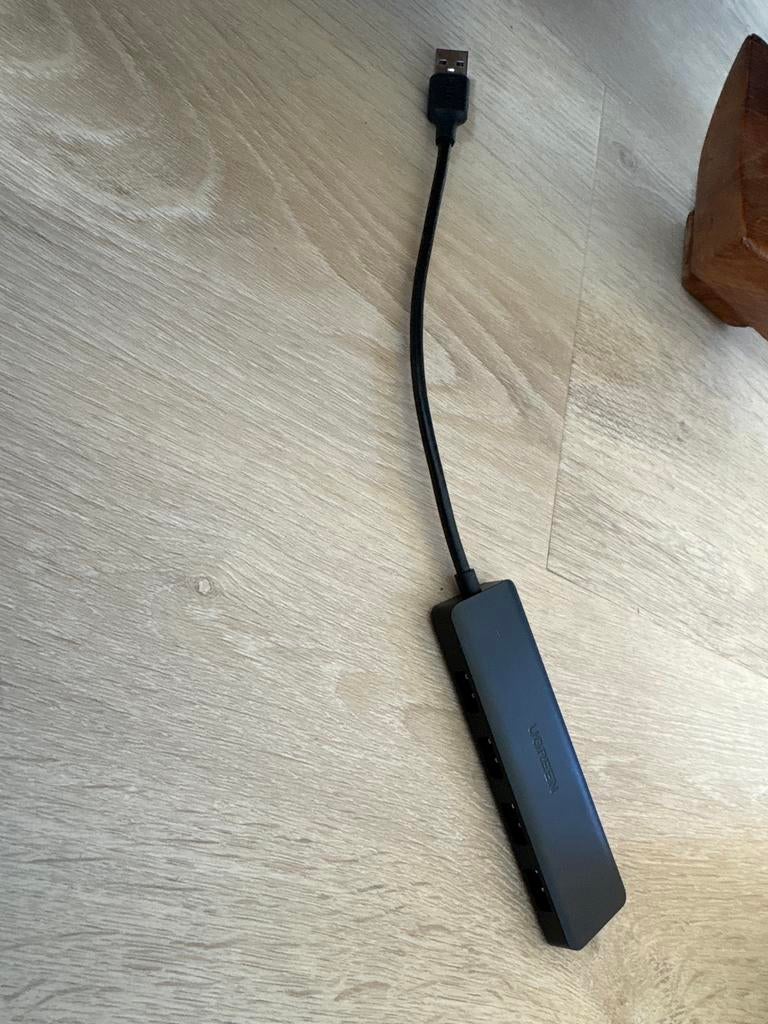UGREEN USB Hub - 4 poorten USB 3.0, Ophalen of Verzenden, Zo goed als nieuw