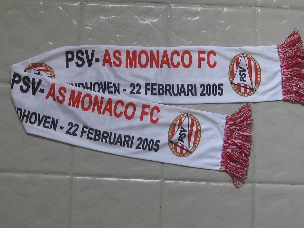 PSV Sjaal PSV - AS MONACO 22 februari 2005, Verzamelen, Sportartikelen en Voetbal, Ophalen of Verzenden, Zo goed als nieuw, PSV