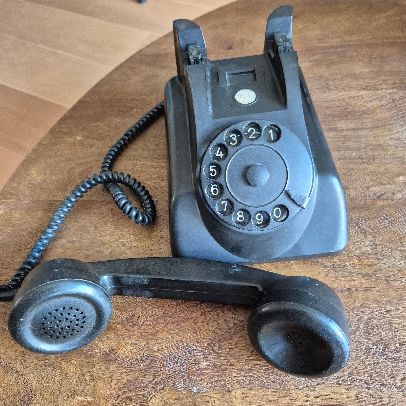 Vintage PTT Telefoon - Zwart Bakeliet - Retro Design, Antiek en Kunst, Ophalen of Verzenden