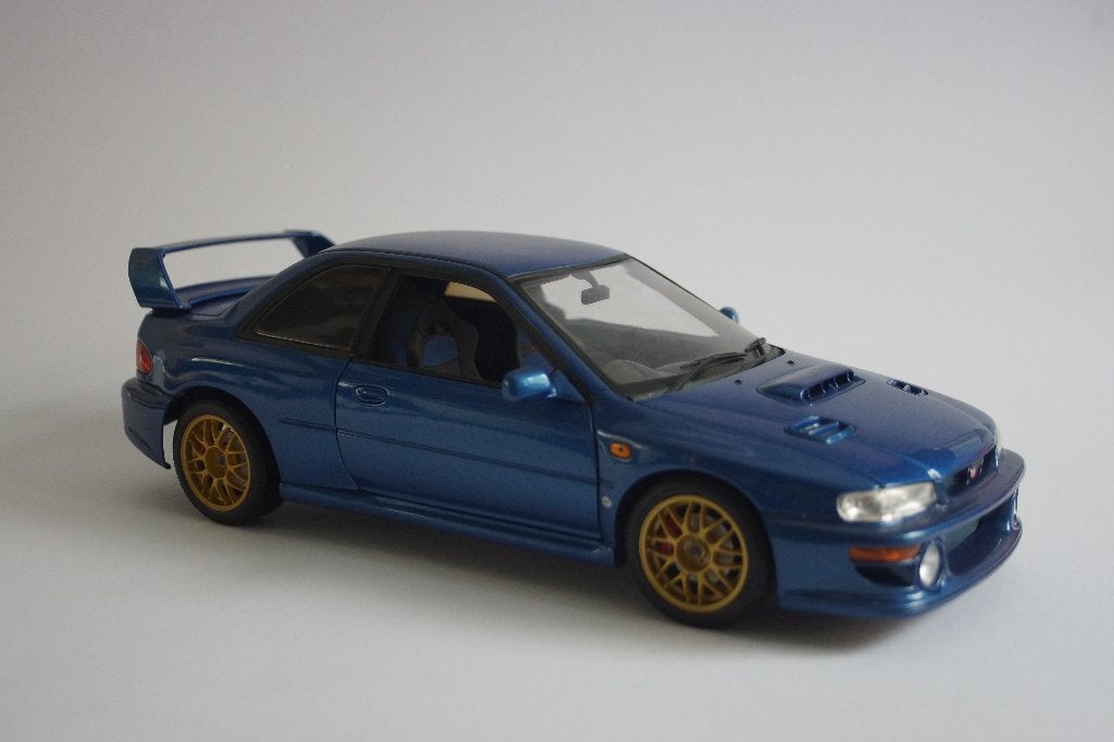 Autoart 1:18 Subaru Impreza 22b, Ophalen of Verzenden, Zo goed als nieuw, Auto, Autoart