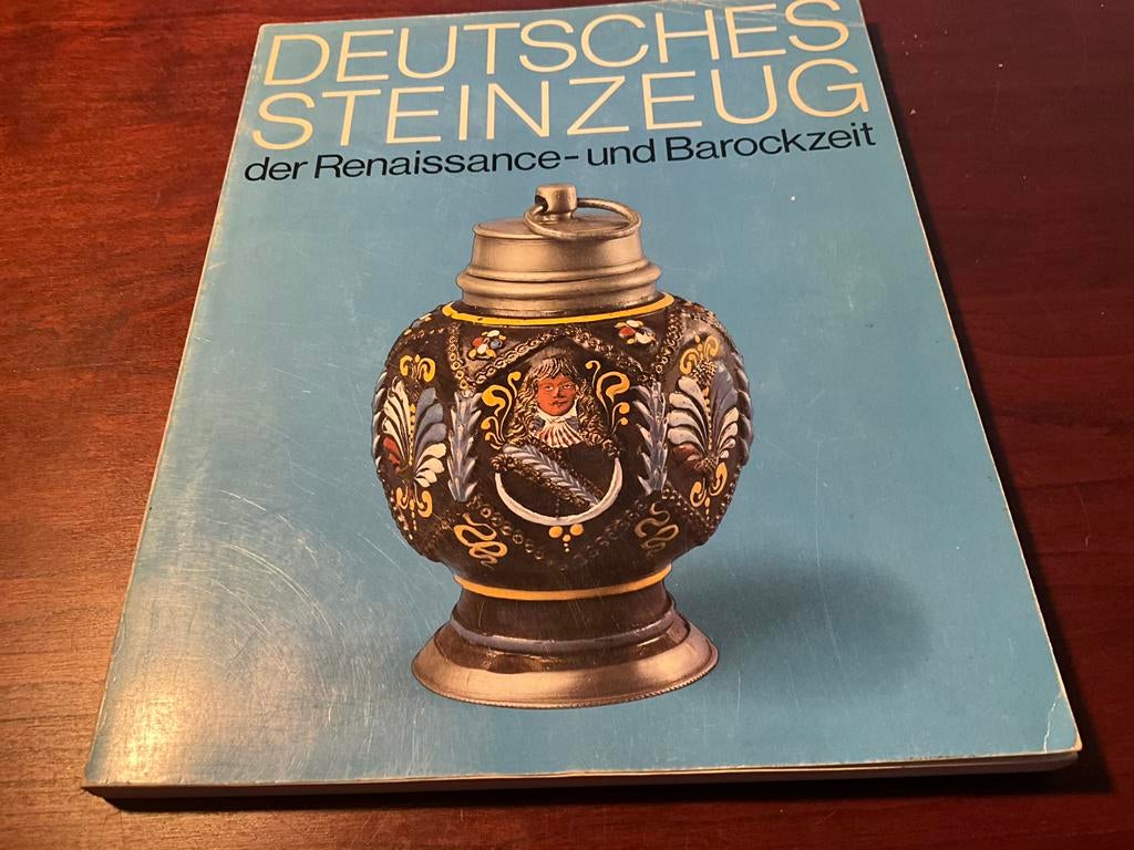 Bodemvondsten; naslagwerk Deutsches Steinzeug, Ophalen of Verzenden