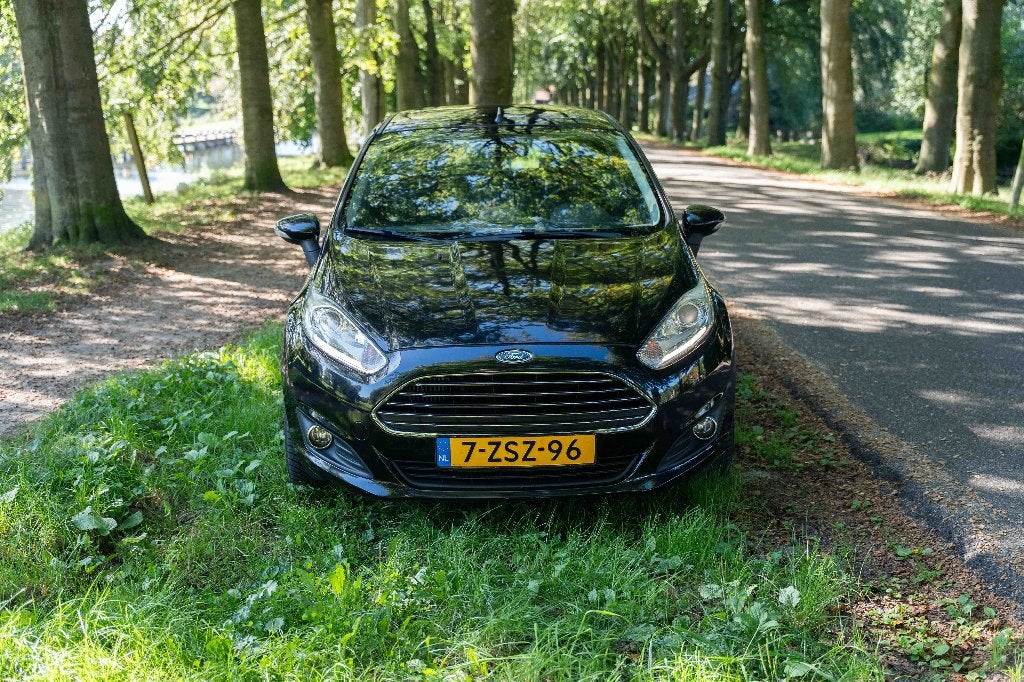 Ford Fiësta Titanium 1.5 Tdci 95PK 5DR 2015 Zwart, Auto's, Voorwielaandrijving, Stof, Zwart, 1036 kg