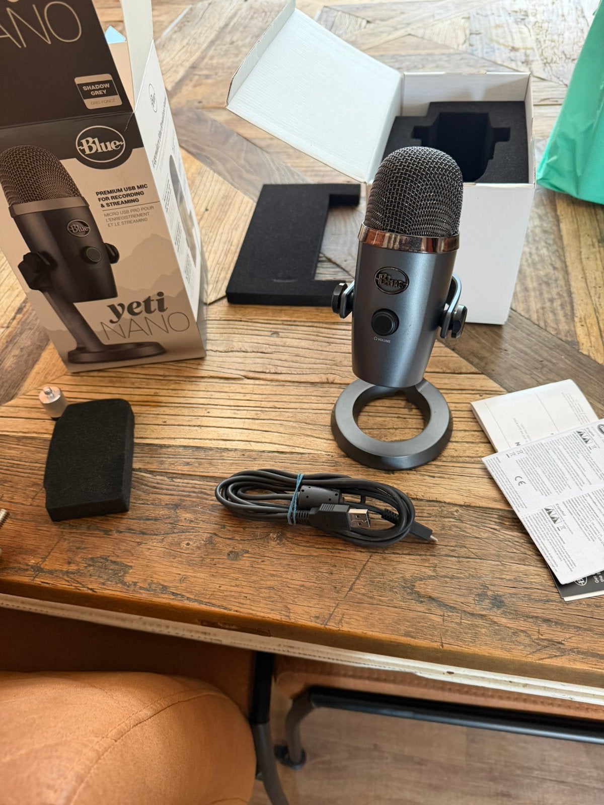 Blue yeti nano inclusief profesionele rhode microfoon stand, Ophalen of Verzenden, Zo goed als nieuw, Studiomicrofoon