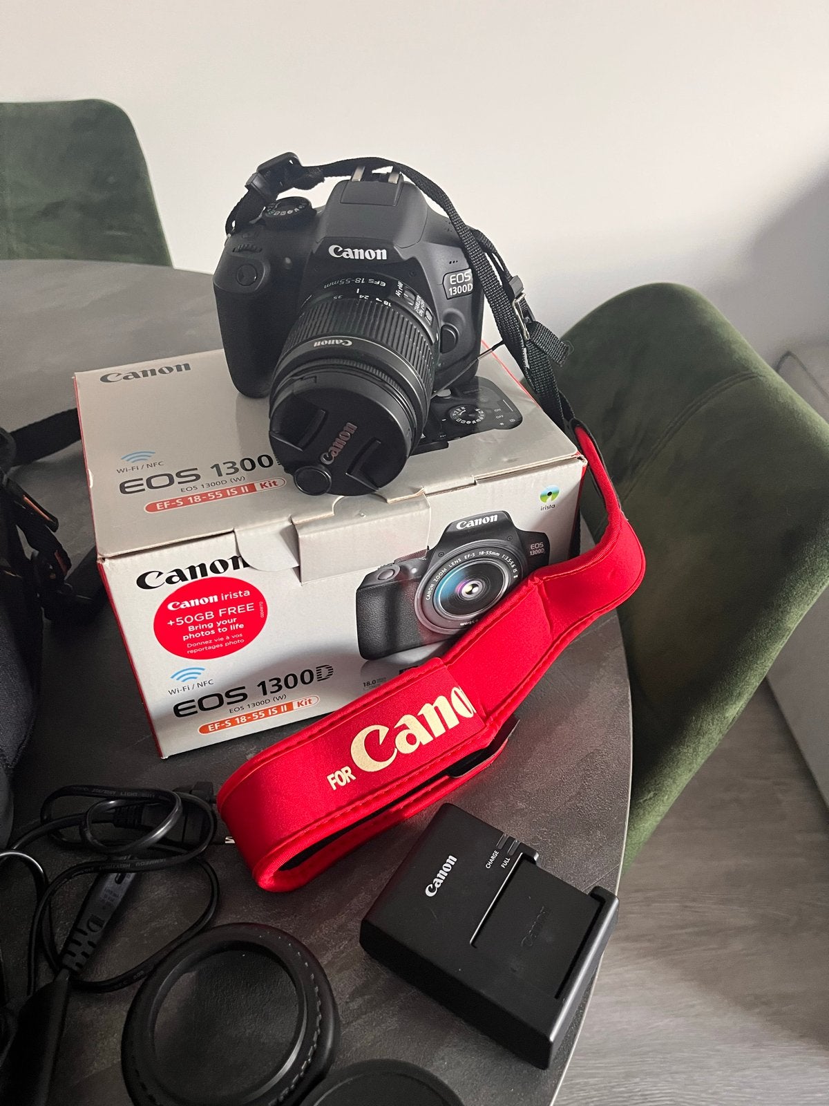Canon EOS 1300D spiegelreflexcamera met accessoires, Ingebouwde flitser, Spiegelreflex, Canon, Ophalen of Verzenden