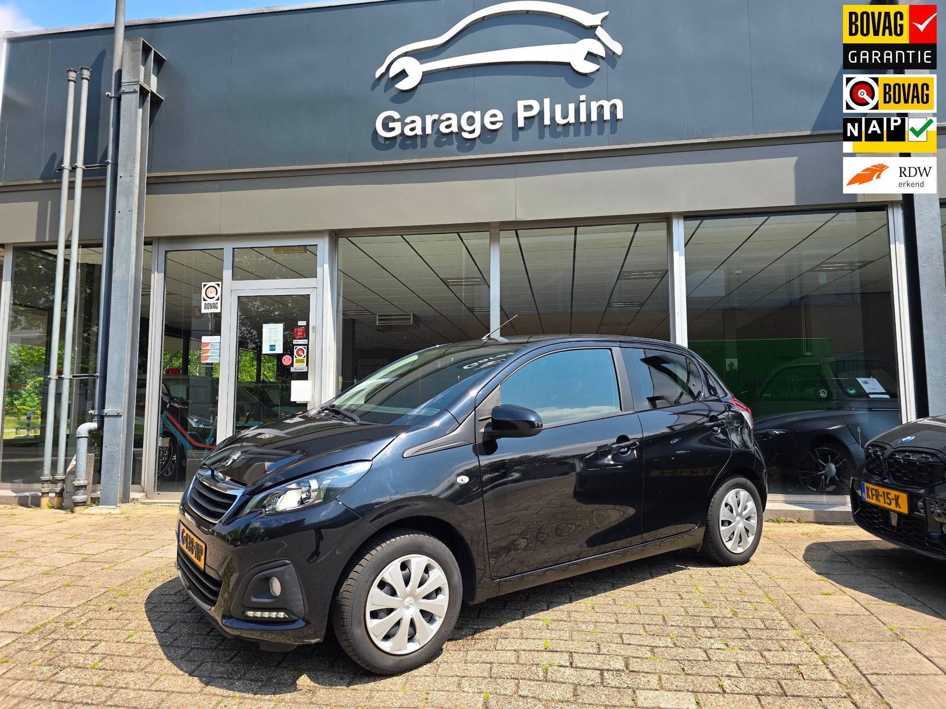 Peugeot 108 Peugeot 108 1.0 e-VTi Active Airco/Bluetooth/PDC, Stof, Gebruikt, 4 stoelen, Zwart