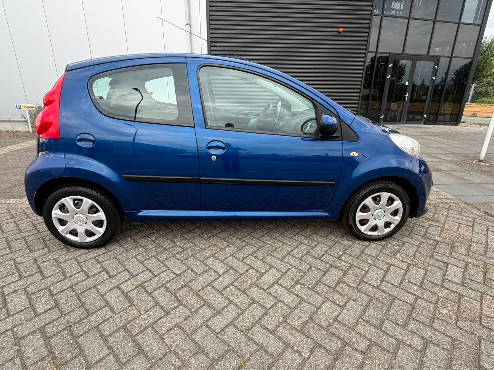 Peugeot 107 1.0-12V XS AUTOMAAT, Auto's, Peugeot, Gebruikt, 68 pk, Origineel Nederlands, Bedrijf