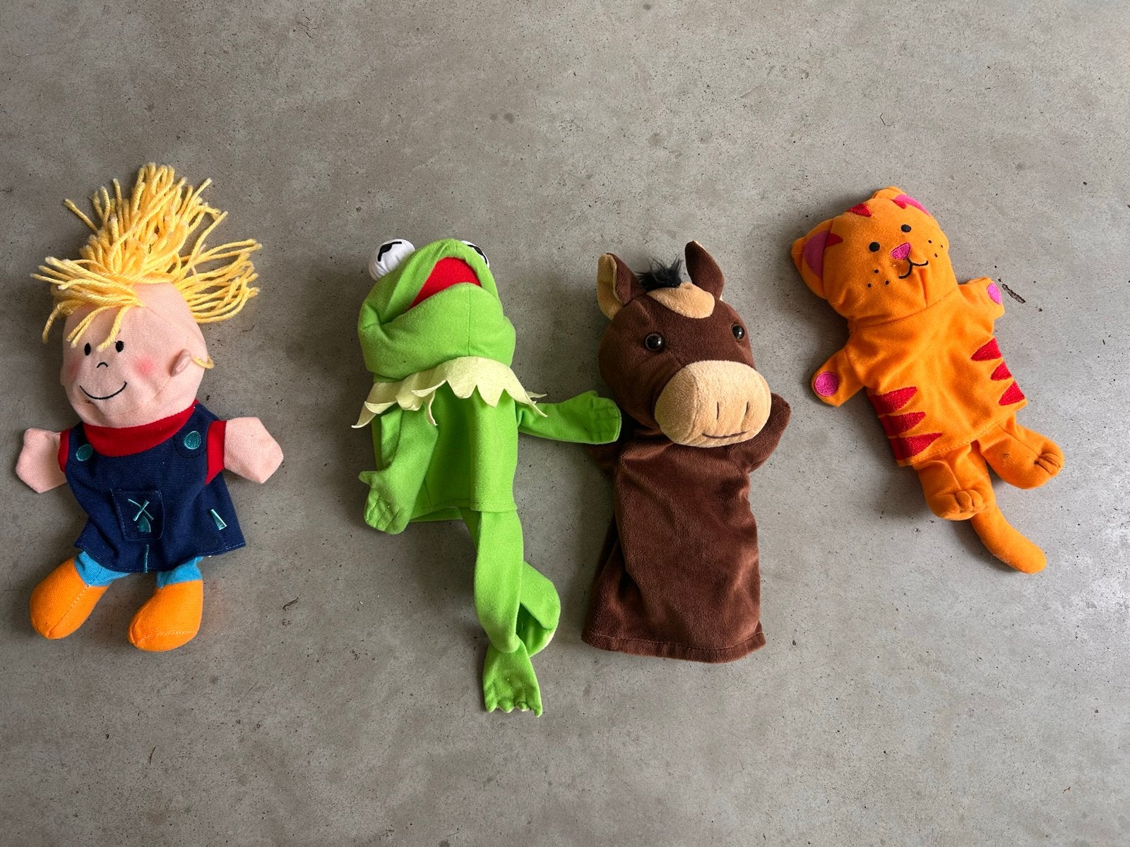 Leuke handpoppen set: Kermit, paard, kat en jongen, Kikker, Overige merken, Overige karakters, Ophalen of Verzenden