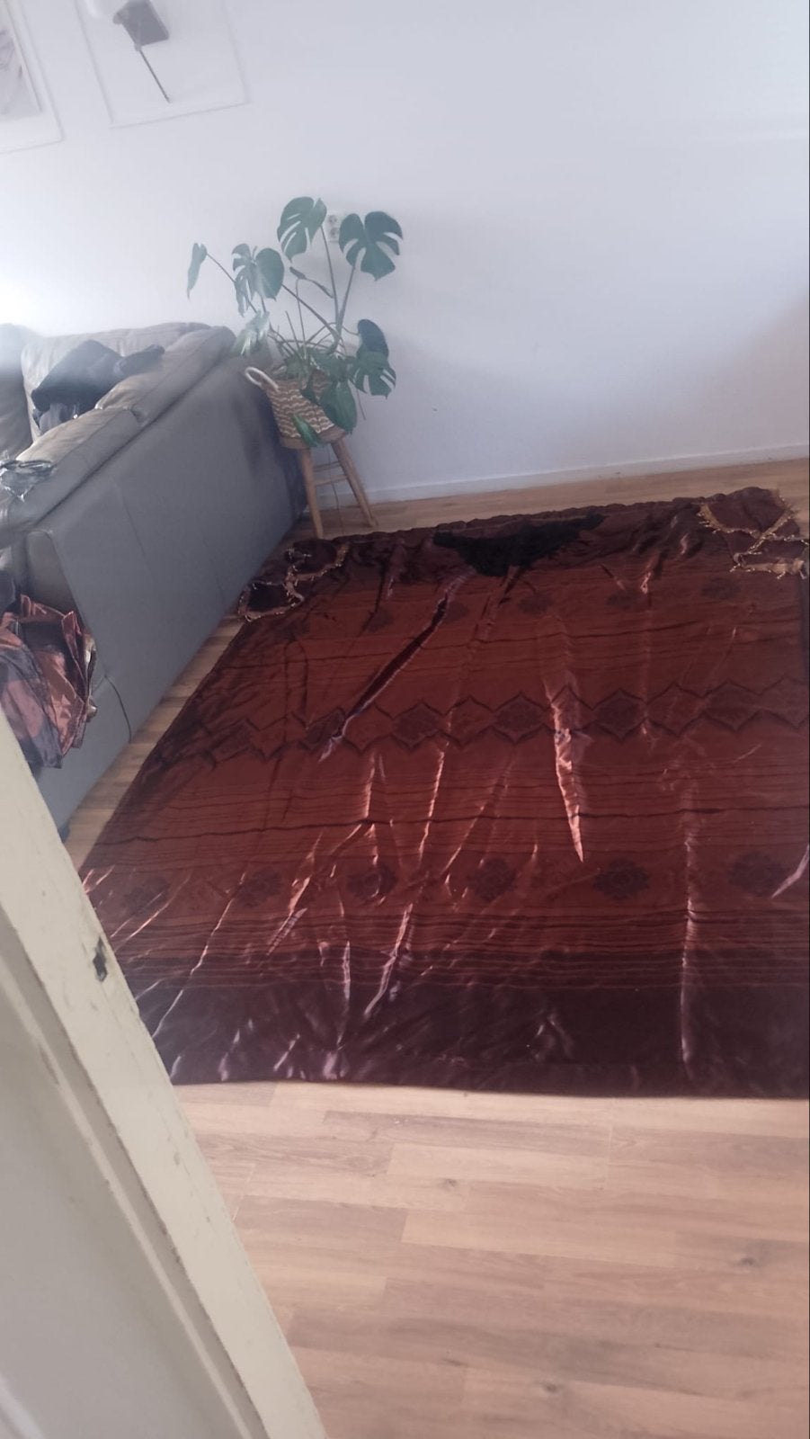 Bruine gordijnen met patroon en valletjes 2 Groot 2 klein, Ophalen of Verzenden, Zo goed als nieuw, Bruin, Gordijn