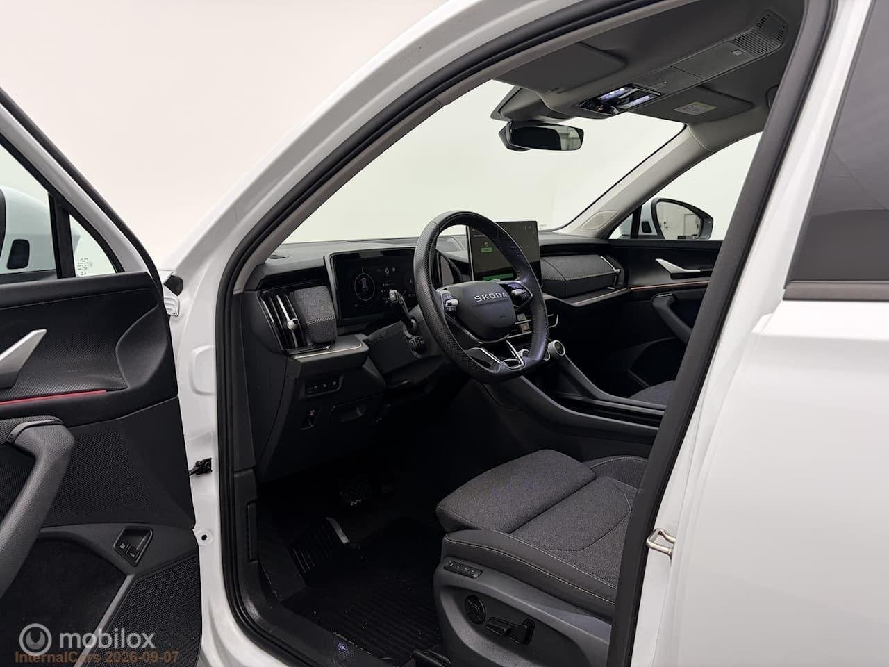 Skoda Kodiaq 1.5 TSI PHEV Business Edition, trekhaak, Auto's, Stof, 4 cilinders, Wit, Plug-in hybride