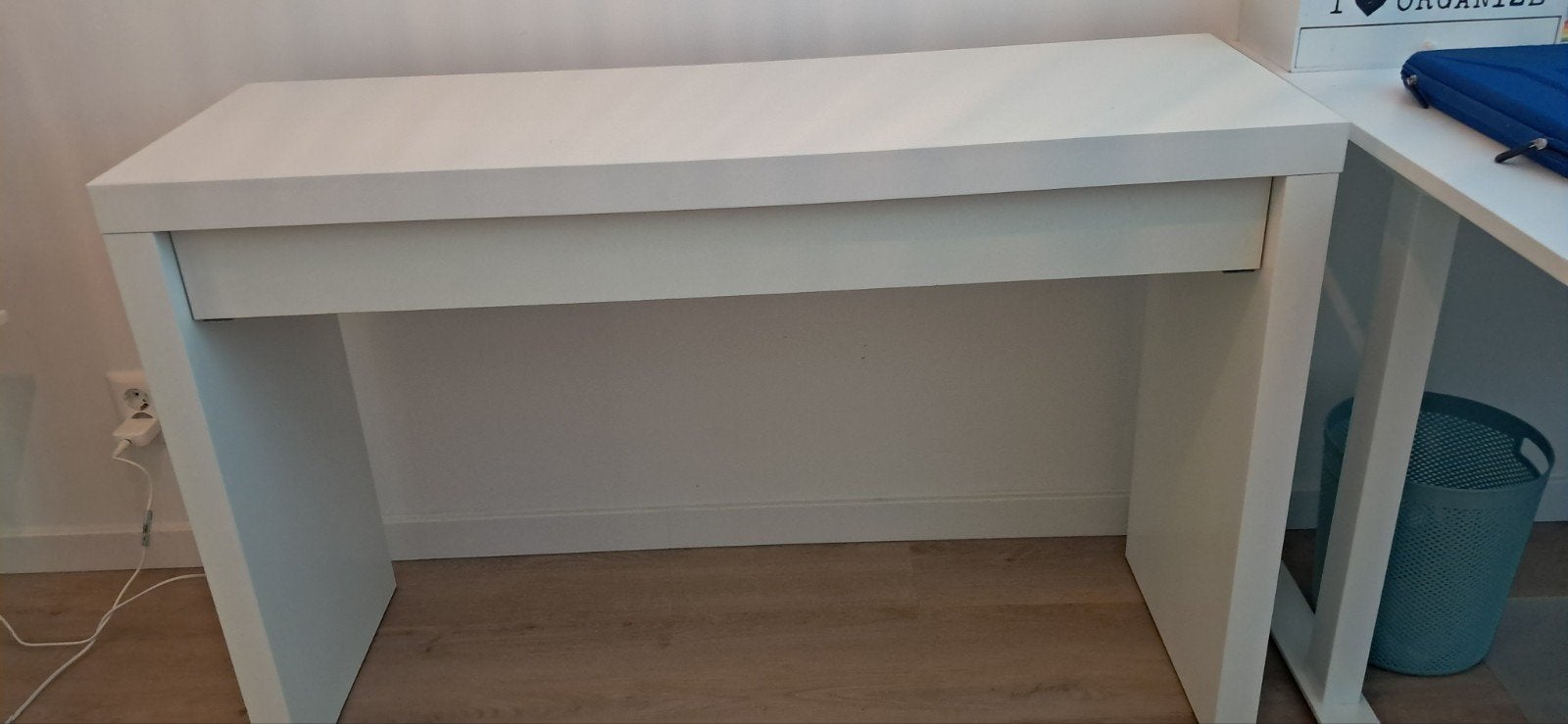 Malm Ikea wit bureau met lade, Ophalen, Gebruikt, Spaanplaat of MDF, Overige merken