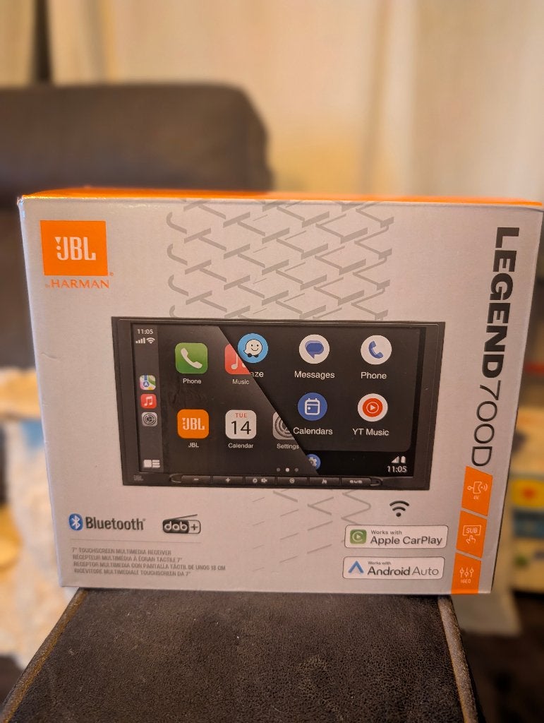 Te koop! radio: Apple CarPlay & android auto + accessoires, 120 watt of meer, Ophalen, Overige merken, Gebruikt