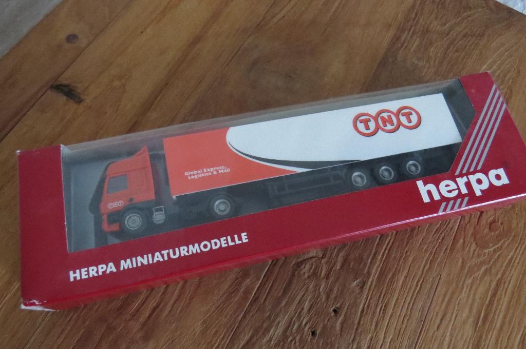 Herpa - DAF CF - TNT (1:87), Verzenden, Nieuw, Bus of Vrachtwagen, Herpa