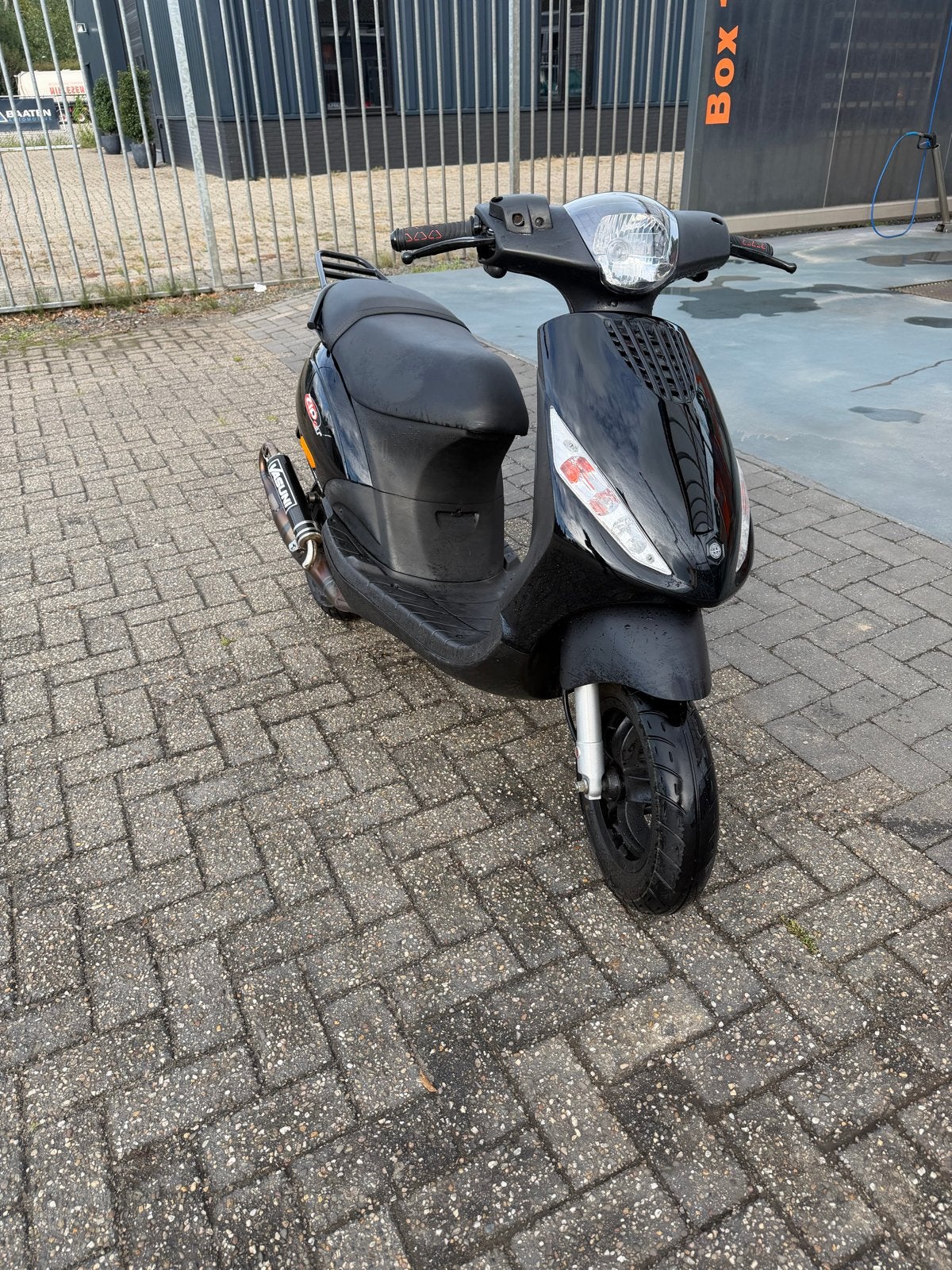 Piaggio Zip 2takt geel kenteken