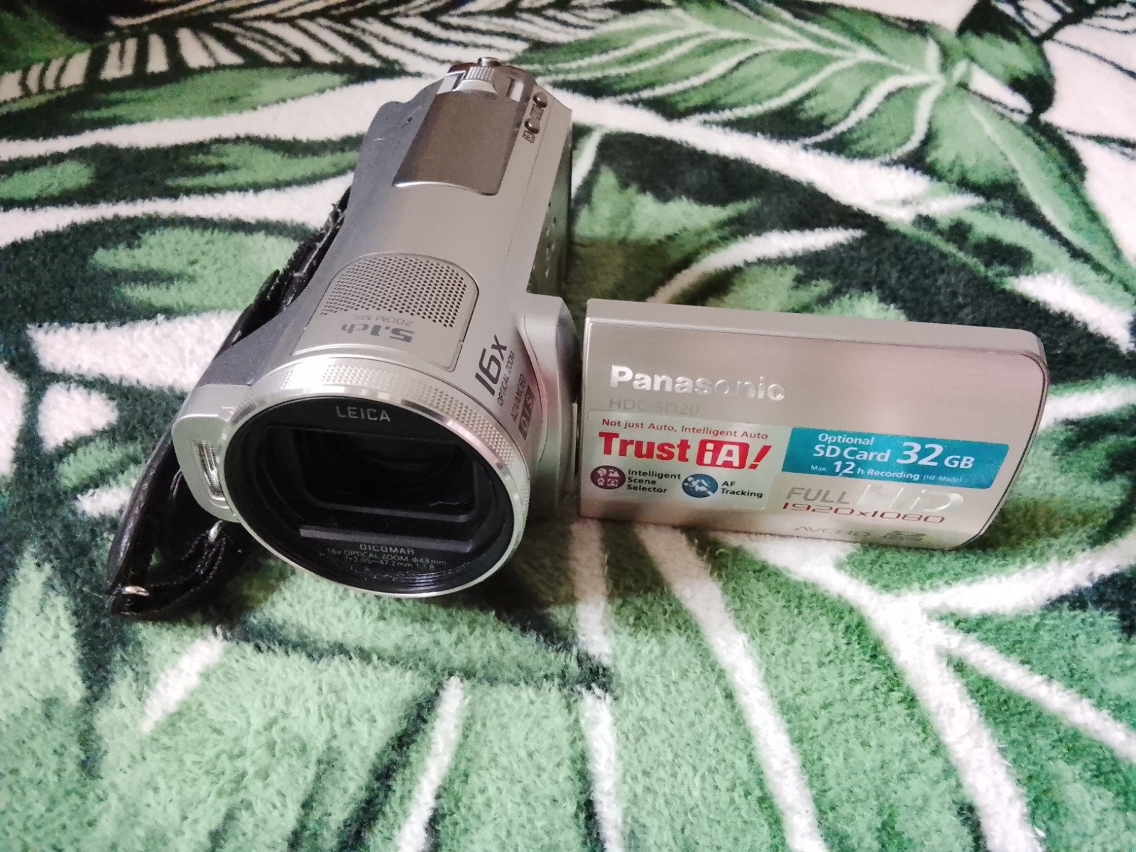 Panasonic HDC SD20 full-hd camcorder, Verzenden, Zo goed als nieuw, 8 tot 20x, Geheugenkaart