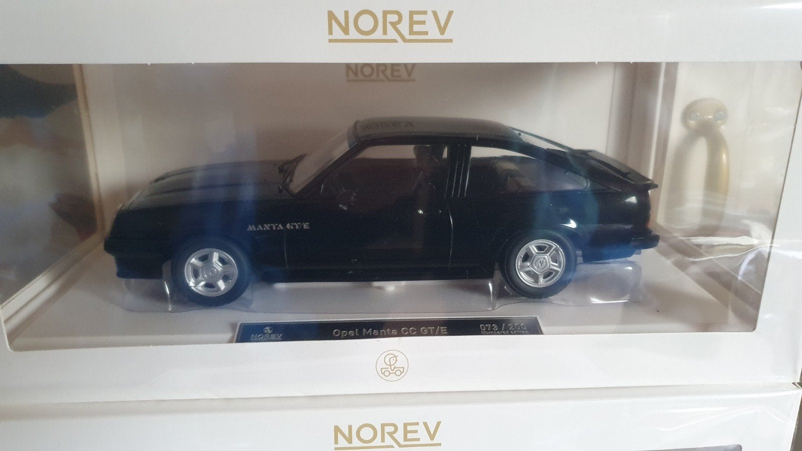 Opel Manta CC Zwart 1/18 Norev - Nr 73/200 Nieuw in doos, Hobby en Vrije tijd, Ophalen of Verzenden, Nieuw, Auto, Norev