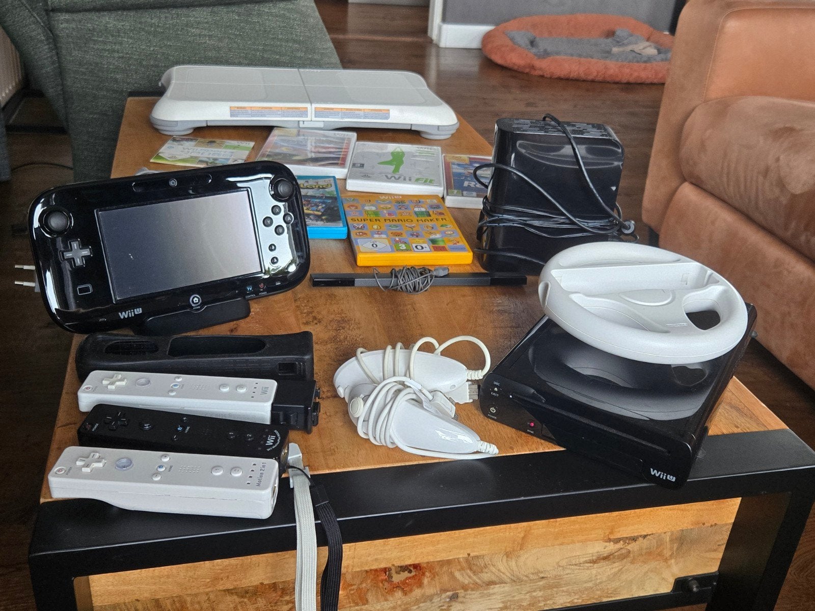 Nintendo Wii U Zwart + 3 controllers, Balance Board & Games, Spelcomputers en Games, Spelcomputers | Nintendo Wii U, Ophalen of Verzenden