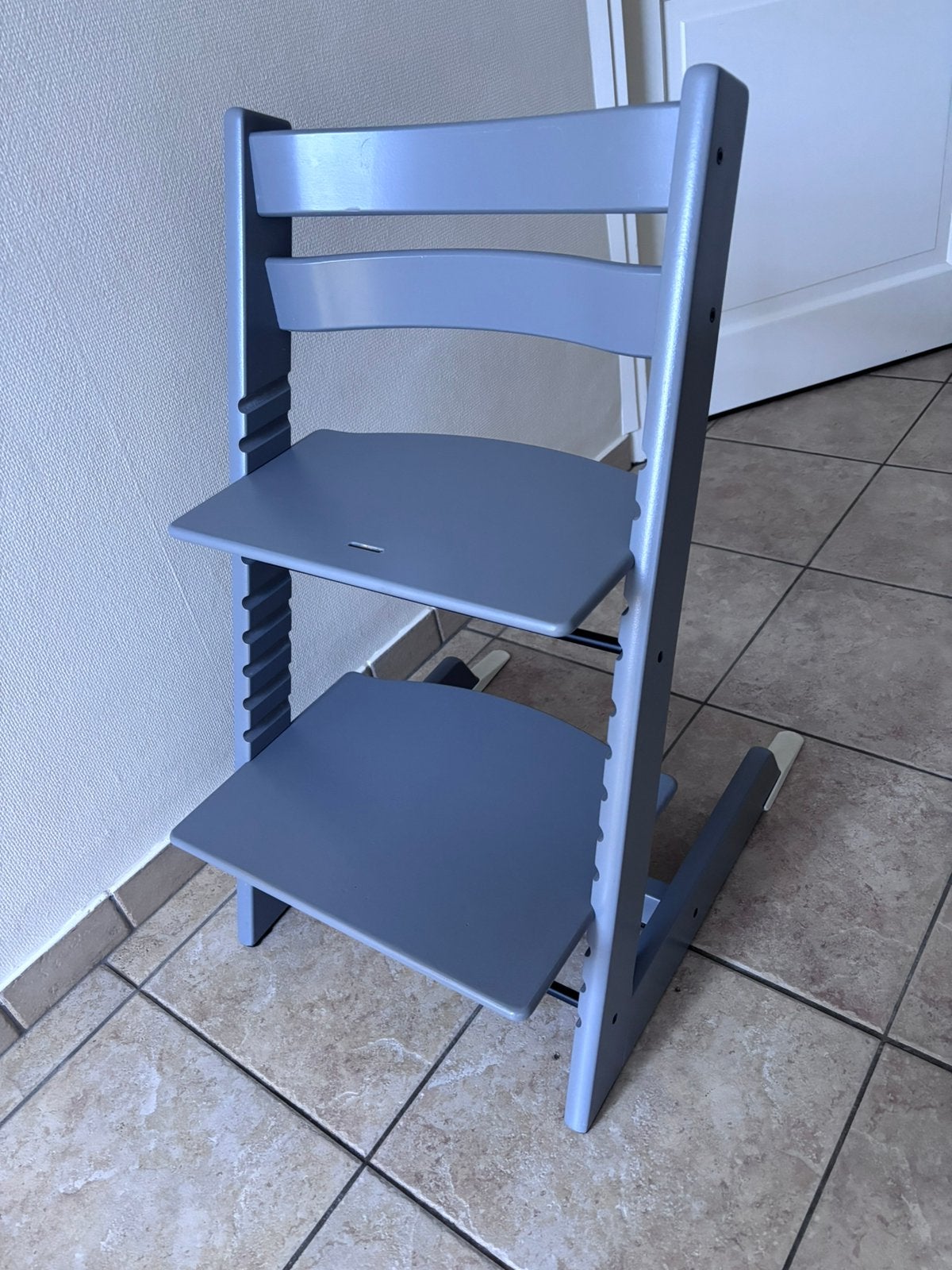 Stokke trip trap kinderstoel grijs grey, Ophalen, Zo goed als nieuw, Meegroeistoel