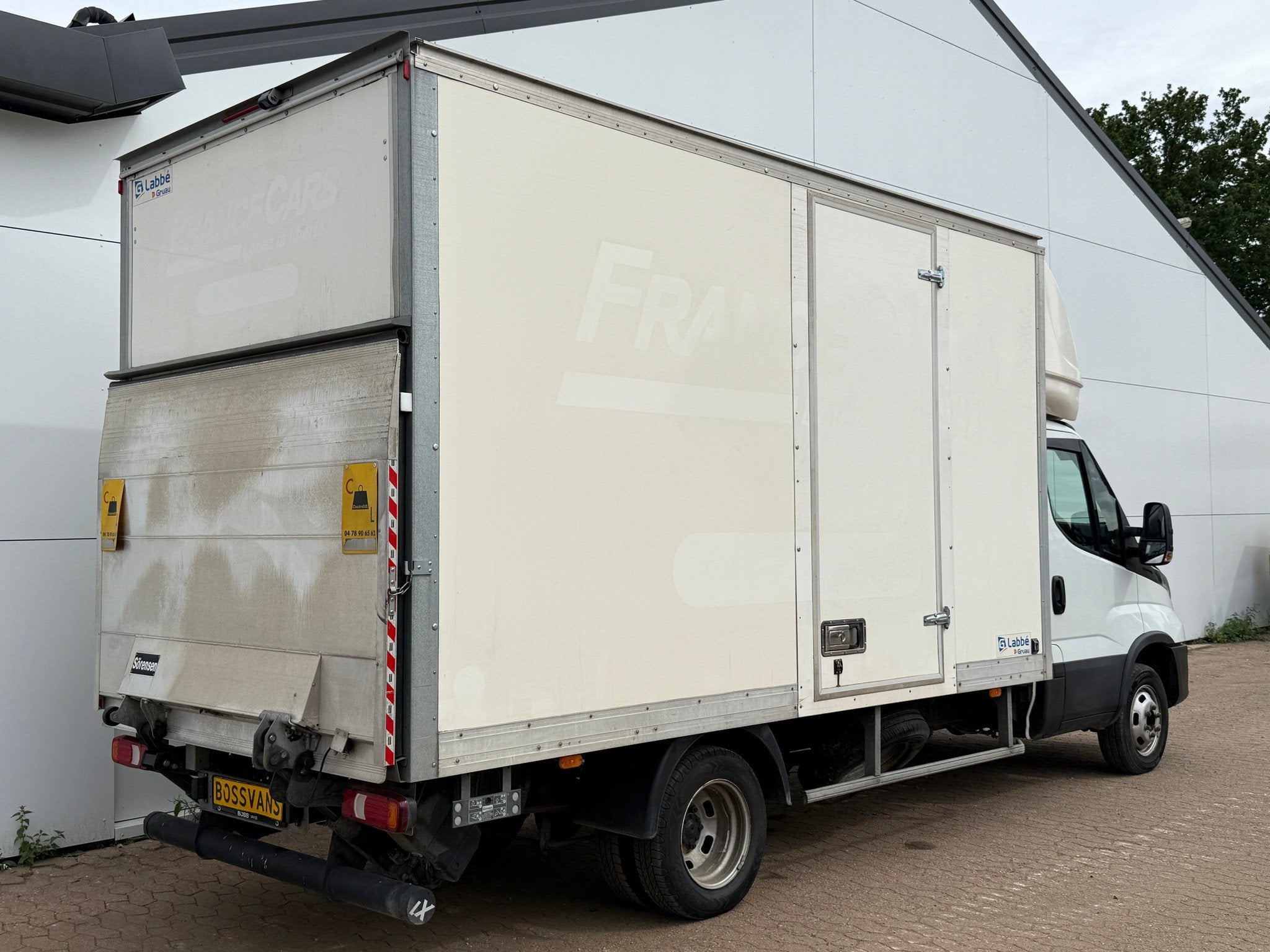 Iveco Daily 35C16 3.0 160PK Bakwagen Laadklep Zijdeur Camera, Achterwielaandrijving, Gebruikt, Euro 6, 4 cilinders