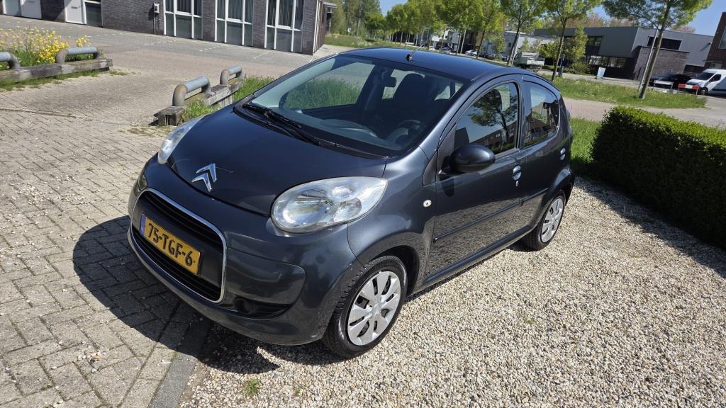 Citroën C1 1.0-12V Selection Airco, 5 deurs 2012 (bj 2012), Euro 5, Gebruikt, Metallic lak, 4 stoelen