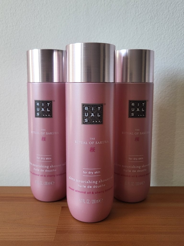 Rituals of Sakura - Shower Oil 200ml - Nieuw, Ophalen of Verzenden, Nieuw, Bodylotion, Crème of Olie