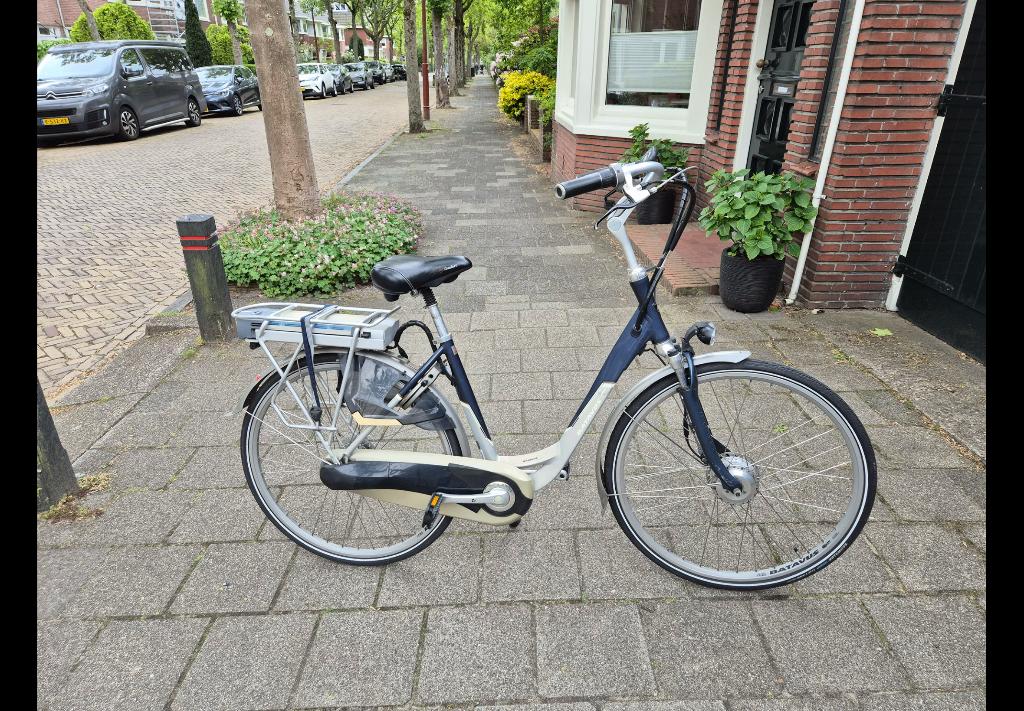 Batavus Elektrische Intermezzo Easy, Fietsen en Brommers, Ophalen, Minder dan 30 km per accu, Gebruikt, Batavus
