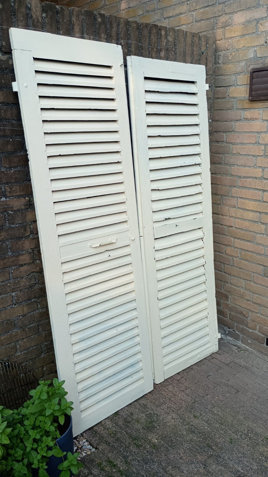 2 oude Franse Louvre luiken, Ophalen