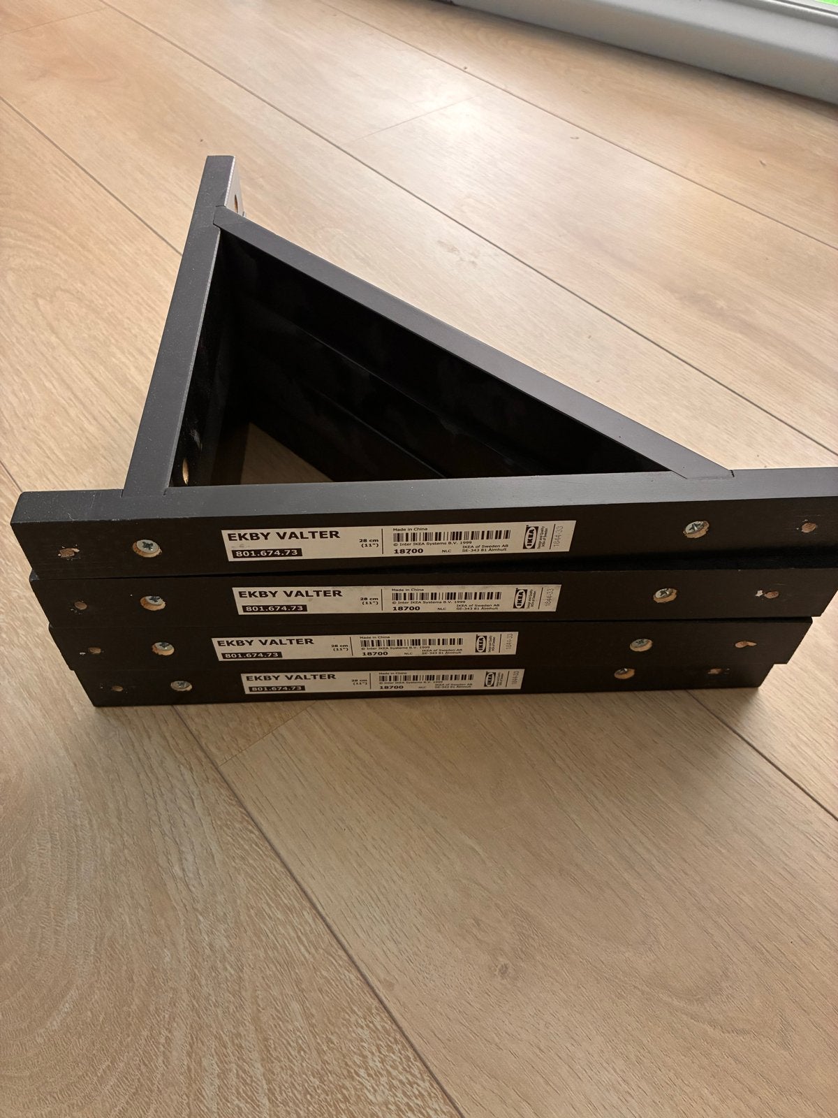 IKEA EKBY VALTER plankdragers en LACK planken, Ophalen, Zo goed als nieuw