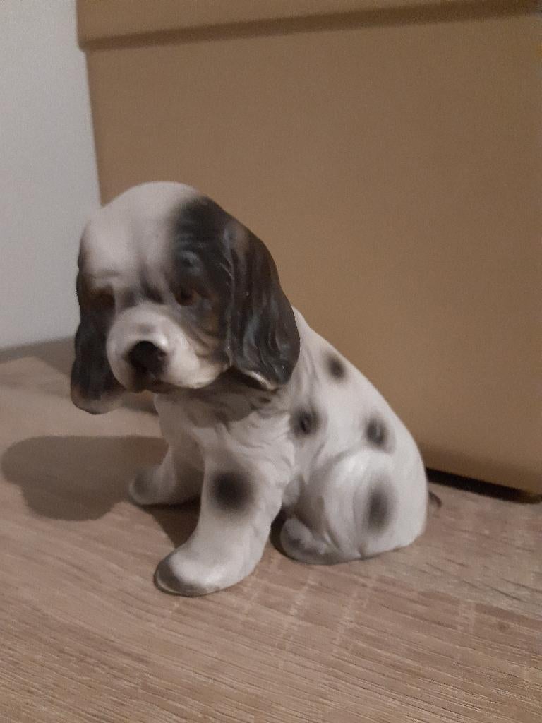 Beeldje hond, Ophalen, Zo goed als nieuw, Steen/keramiek