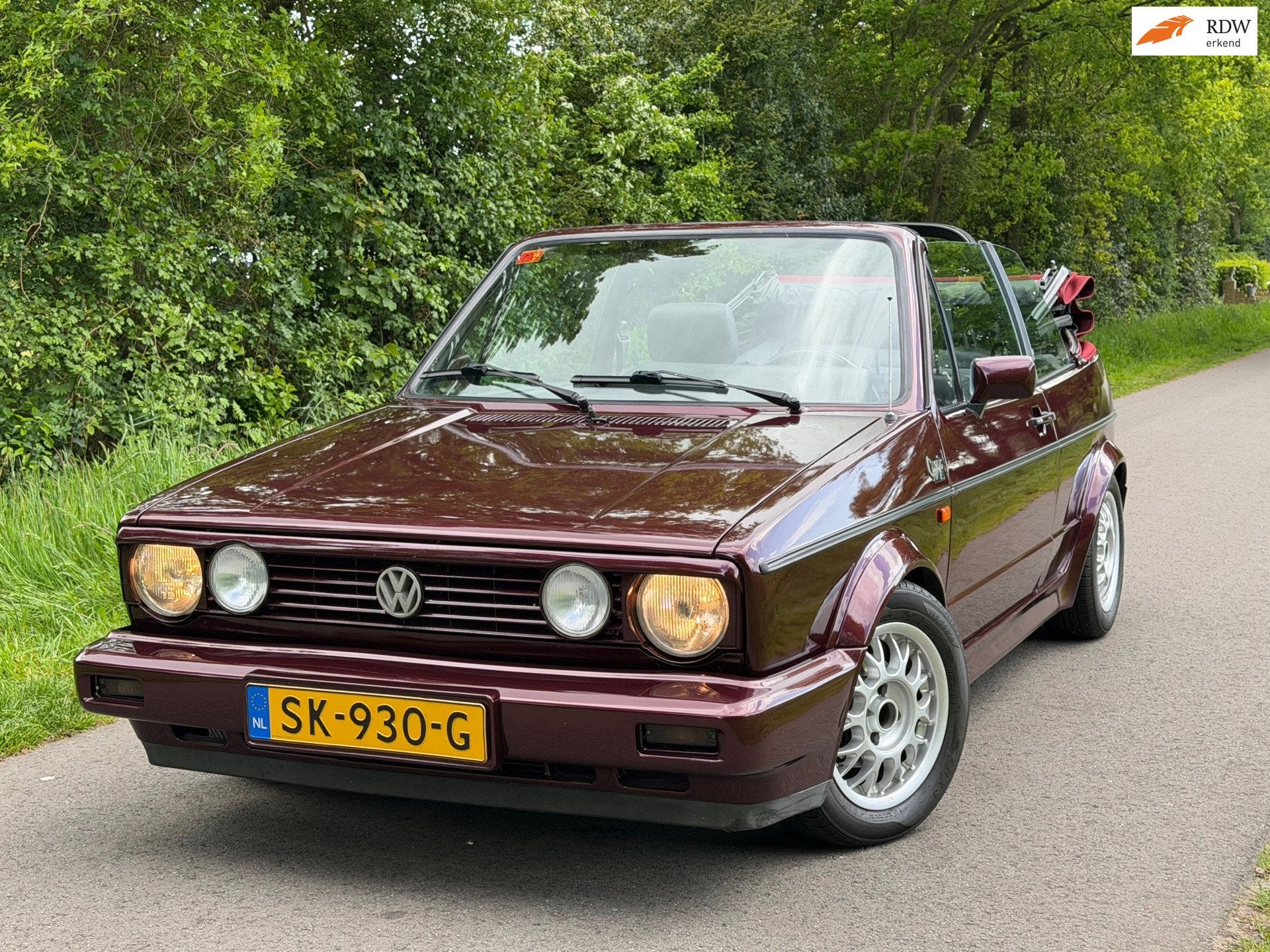 Volkswagen Golf Cabriolet 1.8 | Classic Line + Cabriolet + L, Voorwielaandrijving, Zwart, 4 cilinders, 4 stoelen