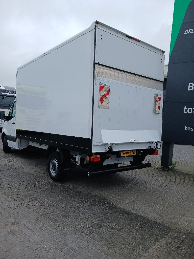 Bakwagen/Bus te huur 100%KMVrij/VERHUIZINGEN/TRANSPORT €50, Diensten en Vakmensen, Met chauffeur, Verhuiswagen of Bestelauto