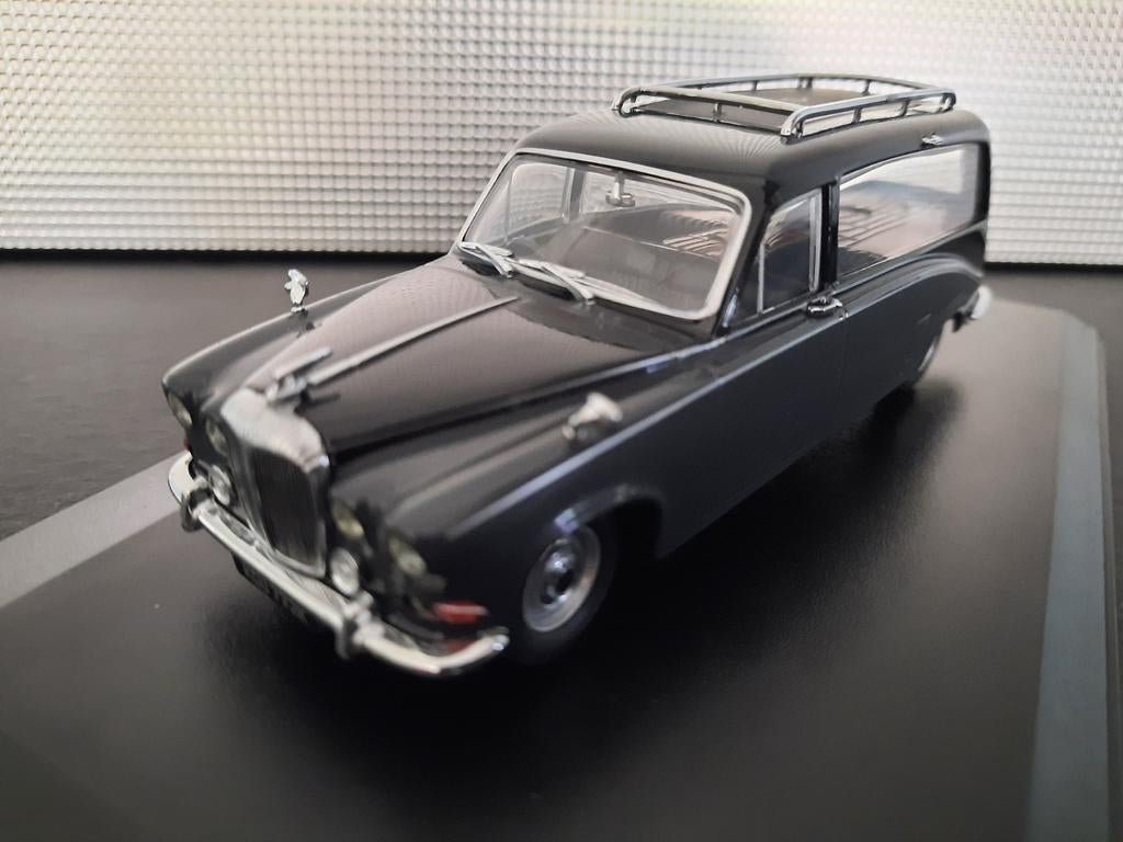 Begrafenisauto Daimler DS420 Hearse Schaal 1:43, Hobby en Vrije tijd, Modelauto's | 1:43, Overige merken, Oxford, Auto, Ophalen of Verzenden