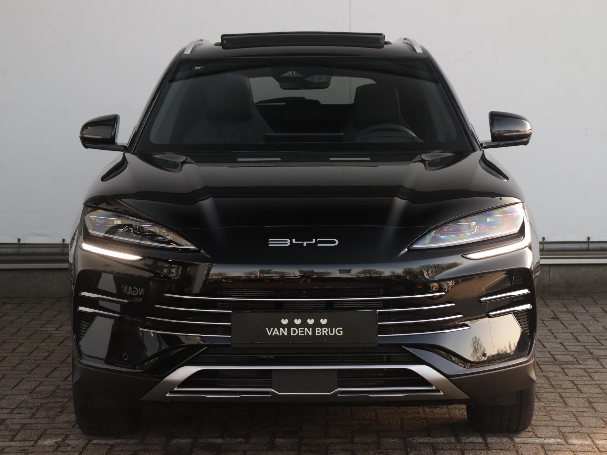 BYD SEAL U 1.5 DM-i FWD Boost | €3000 korting | Panoramada, Auto's, BYD, Seal U, 1498 cc, 4 cilinders, Zwart