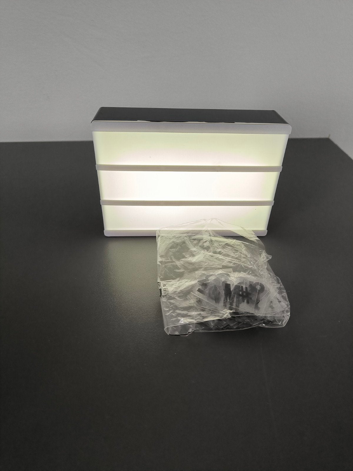 Kleine Letterbox Lichtbak met Verwisselbare Letters, Gebruikt, Kunststof, Ophalen of Verzenden, Modern