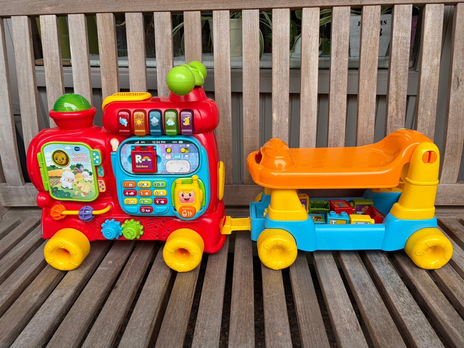 Vtech looptrein met wagon (Engelstalig!), Verzenden, Gebruikt, 6 maanden tot 2 jaar
