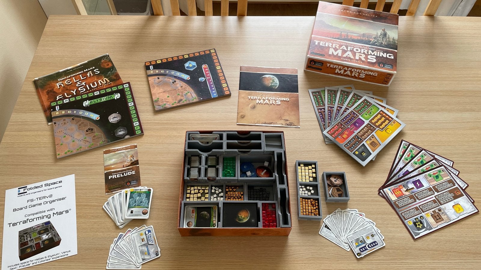 Terraforming mars met Hellas & Elysium, organizer, prelude, Vijf spelers of meer, Ophalen of Verzenden, Zo goed als nieuw