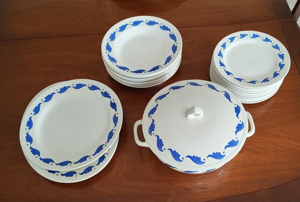 servies Boch Frères Keramis serviesset, la Louviere, Overige typen, Ophalen of Verzenden, Zo goed als nieuw, Overige stijlen