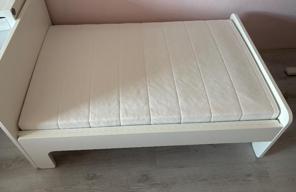Ikea meegroeibed, Kinderen en Baby's, Kinderkamer | Bedden, Ophalen, Gebruikt, 70 tot 85 cm, Lattenbodem