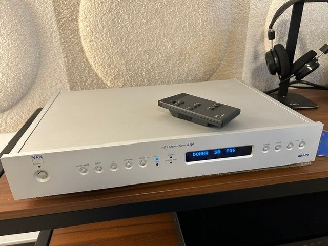 NAD S400 tuner