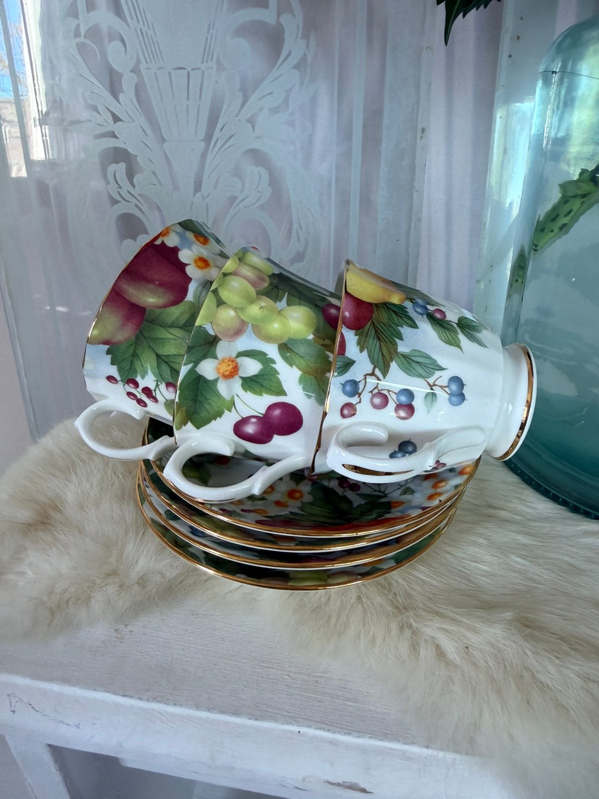 Duchess 3xxvintage porseleinen kop en schotels, Verzamelen, Porselein, Kristal en Bestek, Ophalen, Kop en/of schotel, Verzilverd