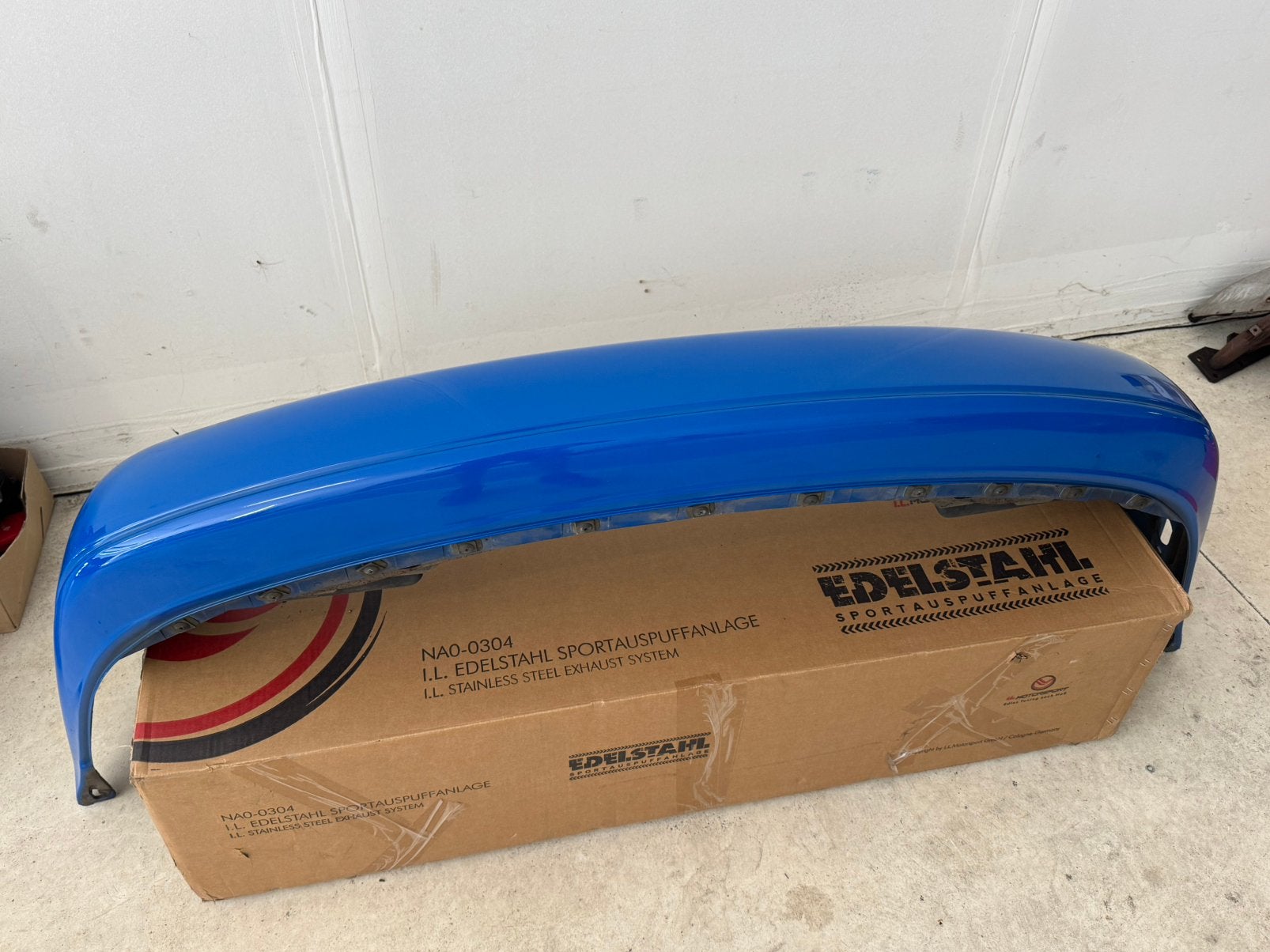 Achterbumper MX5 NA/ Mariner Blue/Dubbele uitsparing uitlaat, Ophalen, Gebruikt, Mazda, Achter